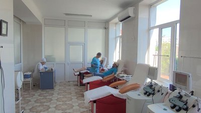Продуктовий набір за донацію. Миколаївська станція переливання запрошує донорів