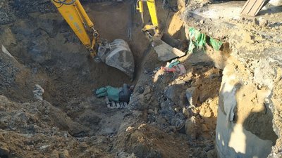 У Луцьку – прорив на водогоні. Ремонті роботи продовжили на один день