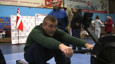 Баскетбол, боулінг, дартс і веслування: у Луцьку змагалися учасники бойових дій
