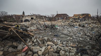 Наслідки ракетної атаки 6 січня: Покровський район Наслідки ракетної атаки 6 січня: Покровський район