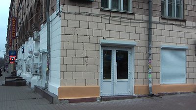 Біла фарба на історичній будівлі - «в законі» Біла фарба на історичній будівлі - «в законі»