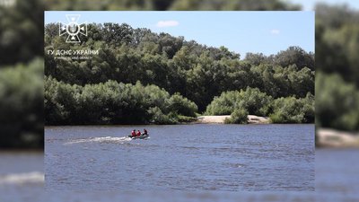 У Чернігові на Золотому березі рятувальники шукають зниклого 20-річного чоловіка У Чернігові на Золотому березі рятувальники шукають зниклого 20-річного чоловіка
