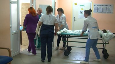 Персонал волинської обласної дитячої лікарні проти реорганізації медичного закладу, - Сергій Ляшенко. Персонал волинської обласної дитячої лікарні проти реорганізації медичного закладу, - Сергій Ляшенко.