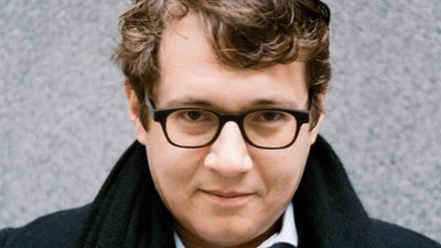 У Бабиному Яру почали зведення "Кришталевої стіни плачу" Марини Абрамович У Бабиному Яру почали зведення "Кришталевої стіни плачу" Марини Абрамович