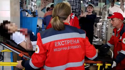 Жінка затиснула руку в прасувальному станку Миколаїв