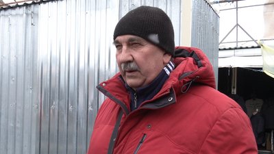 Рік тому росіяни обстріляли Центральний ринок у Чернігові: як вдалося вижити охоронцю та як відновлюють ринок Рік тому росіяни обстріляли Центральний ринок у Чернігові: як вдалося вижити охоронцю та як відновлюють ринок