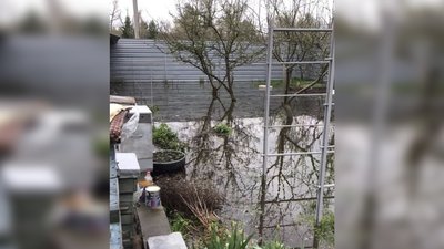 У Кременчуцькому водосховищі на території Кіровоградщини спадає вода. Підтоплені дачі