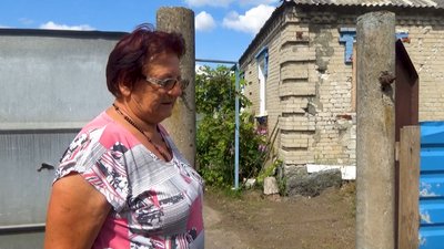 Хліб гуманітарна допомога прифронтові села Торське Зарічне поліцейський екіпаж «Білий янгол» Донеччина Хліб гуманітарна допомога прифронтові села Торське Зарічне поліцейський екіпаж «Білий янгол» Донеччина