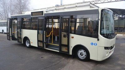 Комунальний автобус