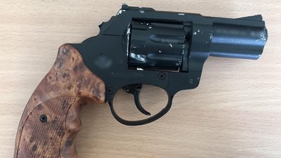 У Бобровиці сталася бійка і стрілянина через намет ОПЗЖ