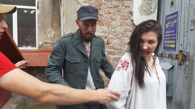 У Тернополі знімають кліп до реміксу повстанської пісні "Машинґвери" У Тернополі знімають кліп до реміксу повстанської пісні "Машинґвери"
