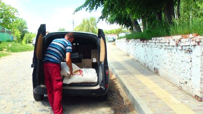 З Лукашівки в Лукашівку: на Вінниччині мешканці громади збирають допомогу для села на Чернігівщині З Лукашівки в Лукашівку: на Вінниччині мешканці громади збирають допомогу для села на Чернігівщині
