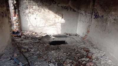 Гранатомет, гранати та патрони. СБУ викрила схрон з боєприпасами у Запоріжжі