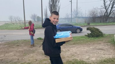 На Херсонщину повернули 24 дитини, яких вивезли військові РФ На Херсонщину повернули 24 дитини, яких вивезли військові РФ