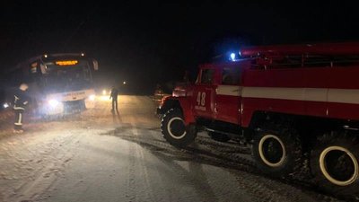 На Львівщині пасажирський автобус з'їхав у кювет На Львівщині пасажирський автобус з'їхав у кювет