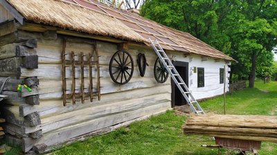У волинському музеї відновили 150-літню хату
