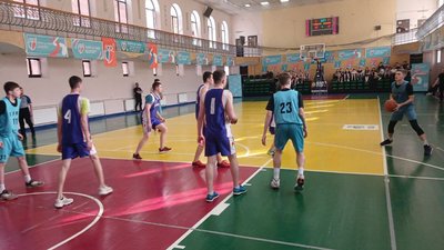У Сумах пройшов районний етап баскетбольного турніру всеукраїнських змагань У Сумах пройшов районний етап баскетбольного турніру всеукраїнських змагань