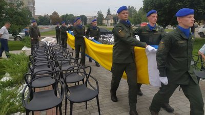 Флагшток із найбільшим прапором на Волині: як готуються до офіційної презентації Флагшток із найбільшим прапором на Волині: як готуються до офіційної презентації