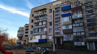 Тиждень після вибуху в будинку на Миколаївщині. Як живуть мешканці та чи планують повертатися до квартир Тиждень після вибуху в будинку на Миколаївщині. Як живуть мешканці та чи планують повертатися до квартир