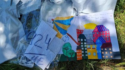 Останній шлях додому: лучанка привезла з передової майже 80 тіл загиблих військових Останній шлях додому: лучанка привезла з передової майже 80 тіл загиблих військових