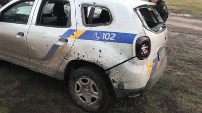 Росіяни у Дворічній вдарили по слідчо-оперативній групі, яка їхала затримувати колаборантів Росіяни у Дворічній вдарили по слідчо-оперативній групі, яка їхала затримувати колаборантів