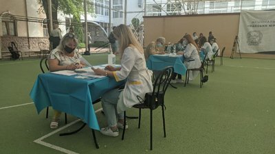 В Одесі відкрити вакцинальний центр. Як він працюватиме та на скільки людей розрахований В Одесі відкрити вакцинальний центр. Як він працюватиме та на скільки людей розрахований