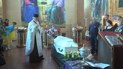 Загинула під час виконання бойового завдання: у Житомирі попрощалися з Аллою Ковєрєнє Загинула під час виконання бойового завдання: у Житомирі попрощалися з Аллою Ковєрєнє