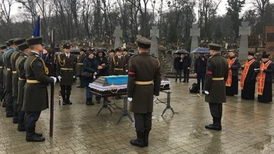 Військовослужбовця Ігоря Гавриляка поховали на Личаківському кладовищі