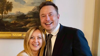 Мелоні назвала Маска "генієм, якого зображують у вигляді монстра"