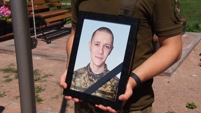 Загинули в боях за Україну: у Житомирі провели в останню путь двох військовослужбовців