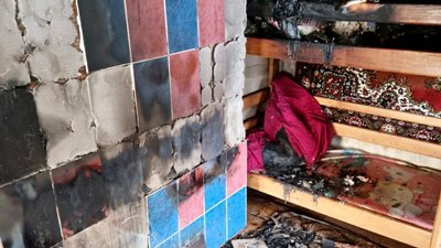 На Житомирщині у пожежі загинули двоє малолітніх дітей: поліція відкрила кримінальне провадження На Житомирщині у пожежі загинули двоє малолітніх дітей: поліція відкрила кримінальне провадження