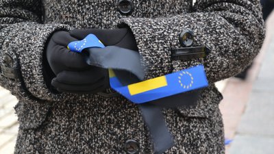 "Ми не хотіли іти в Росію". Історія двох студенток, які організували Майдан в Кропивницькому "Ми не хотіли іти в Росію". Історія двох студенток, які організували Майдан в Кропивницькому