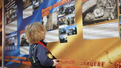 "Історія нескорених": у Харкові відкрилася виставка, присвячена загиблим військовим