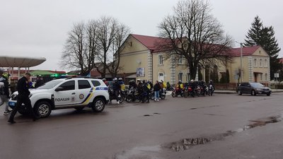На Рівненщині організували благодійний пробіг мотоциклістів зі збором коштів на дрони На Рівненщині організували благодійний пробіг мотоциклістів зі збором коштів на дрони