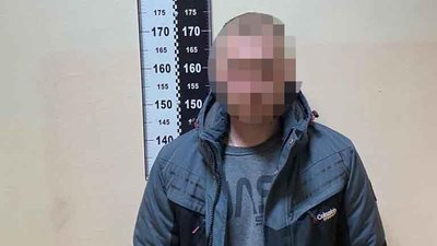 100 тисяч гривень щомісяця: у Вінниці спіймали наркоторговця 100 тисяч гривень щомісяця: у Вінниці спіймали наркоторговця