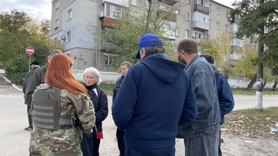"Живемо, а що робити?": фоторепортаж з деокупованого Куп'янська-Вузлового на Харківщині "Живемо, а що робити?": фоторепортаж з деокупованого Куп'янська-Вузлового на Харківщині
