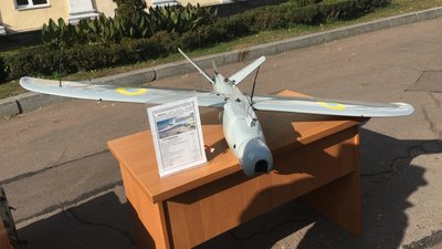 У Житомирі на майдані Корольова показали виставку озброєння та військової техніки