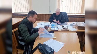 Купували дрова для військових за завищеними цінами: на Чернігівщині повідомили про підозру керівникам гарнізону Купували дрова для військових за завищеними цінами: на Чернігівщині повідомили про підозру керівникам гарнізону