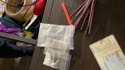 В Одесі заарештували 4 підозрюваних у збуті наркотиків В Одесі заарештували 4 підозрюваних у збуті наркотиків