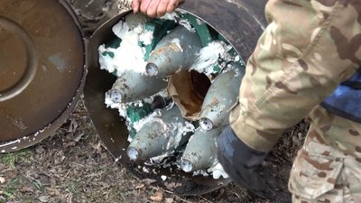 Понад 300 снарядів росіян виявили рятувальники на полях Сумщини Понад 300 снарядів росіян виявили рятувальники на полях Сумщини