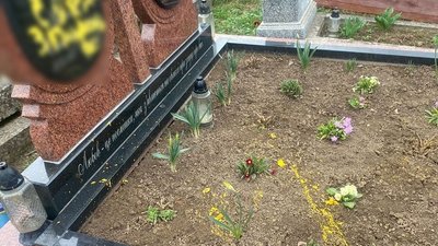 могила, наруга над могилою, помста, заліщики