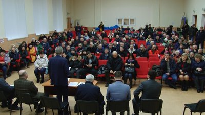 На Полтавщині жителі протестують через будівництво сміттєпереробного заводу На Полтавщині жителі протестують через будівництво сміттєпереробного заводу