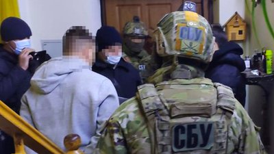 Викрадали людей, катували та вимагали гроші: на Прикарпатті викрили злочинну групу — прокуратура Викрадали людей, катували та вимагали гроші: на Прикарпатті викрили злочинну групу — прокуратура