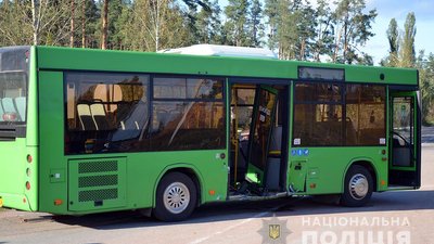 На Житомирщині автомобіль Ford зіткнувся з приміською маршруткою – є травмовані На Житомирщині автомобіль Ford зіткнувся з приміською маршруткою – є травмовані