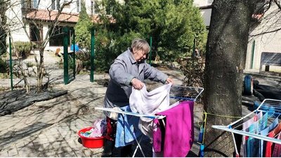 “Іли дві картоплини на тридцять людей”. У волонтерському центрі Дніпра оселилася родина з Волновахи “Іли дві картоплини на тридцять людей”. У волонтерському центрі Дніпра оселилася родина з Волновахи