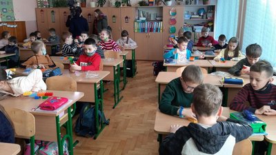 Школи Тернопільщини отримали ігрові набори LEGO Школи Тернопільщини отримали ігрові набори LEGO