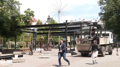 У середмісті Франківська завершують демонтувати МАФ