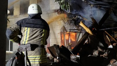 По гуртожитку у Харкові вдарили крилатою ракетою "Калібр" — попередні дані По гуртожитку у Харкові вдарили крилатою ракетою "Калібр" — попередні дані