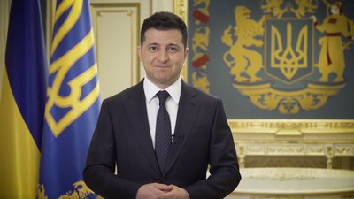 Зеленський влаштував вечірку до свого дня народження попри карантин — Схеми