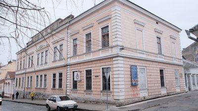 Якою була вулиця Шевченка в Чернівцях сто років тому